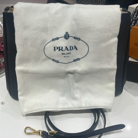 Prada Galleria Tote - Picture 5 of 10